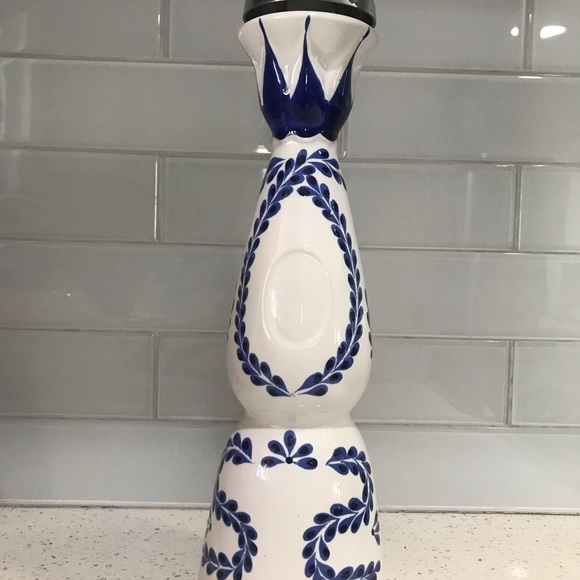 COPY - Clase Azul Reposado Tequila - 750ml Empty Bottle - great Condition - Picture 5 of 6